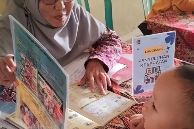 Rahasia Anak Sehat Dan Cerdas, Lakukan Stimulasi Tumbuh Kembang! Dengan Buku KIA